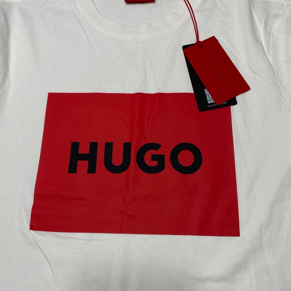 HUGO BOSS Men's, White, Red logo label Crew-neck T-Shirt Size small - Picture 2 of 5